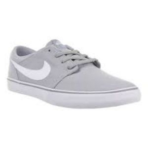 nike grey canvas shoes